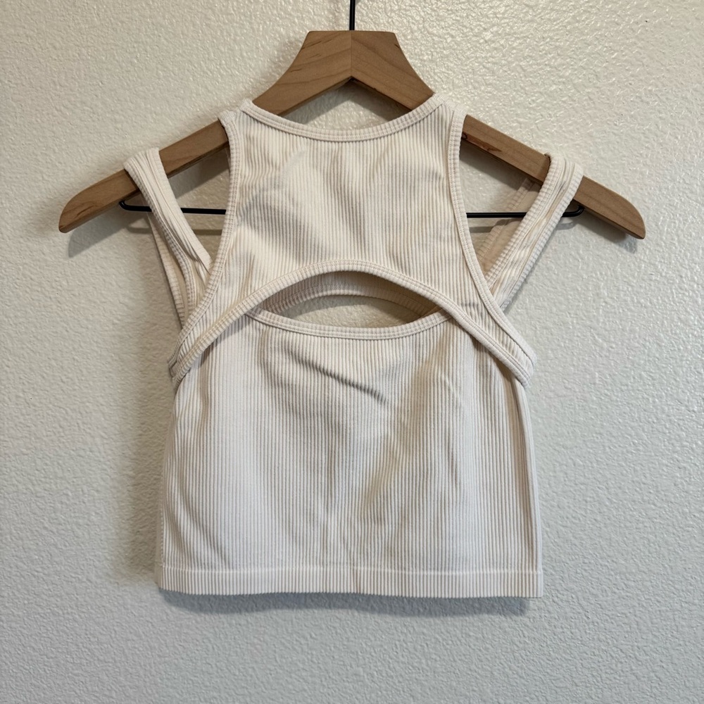 Bundle of Cream and Dark Gray Cropped tank tops - Picture 3 of 6